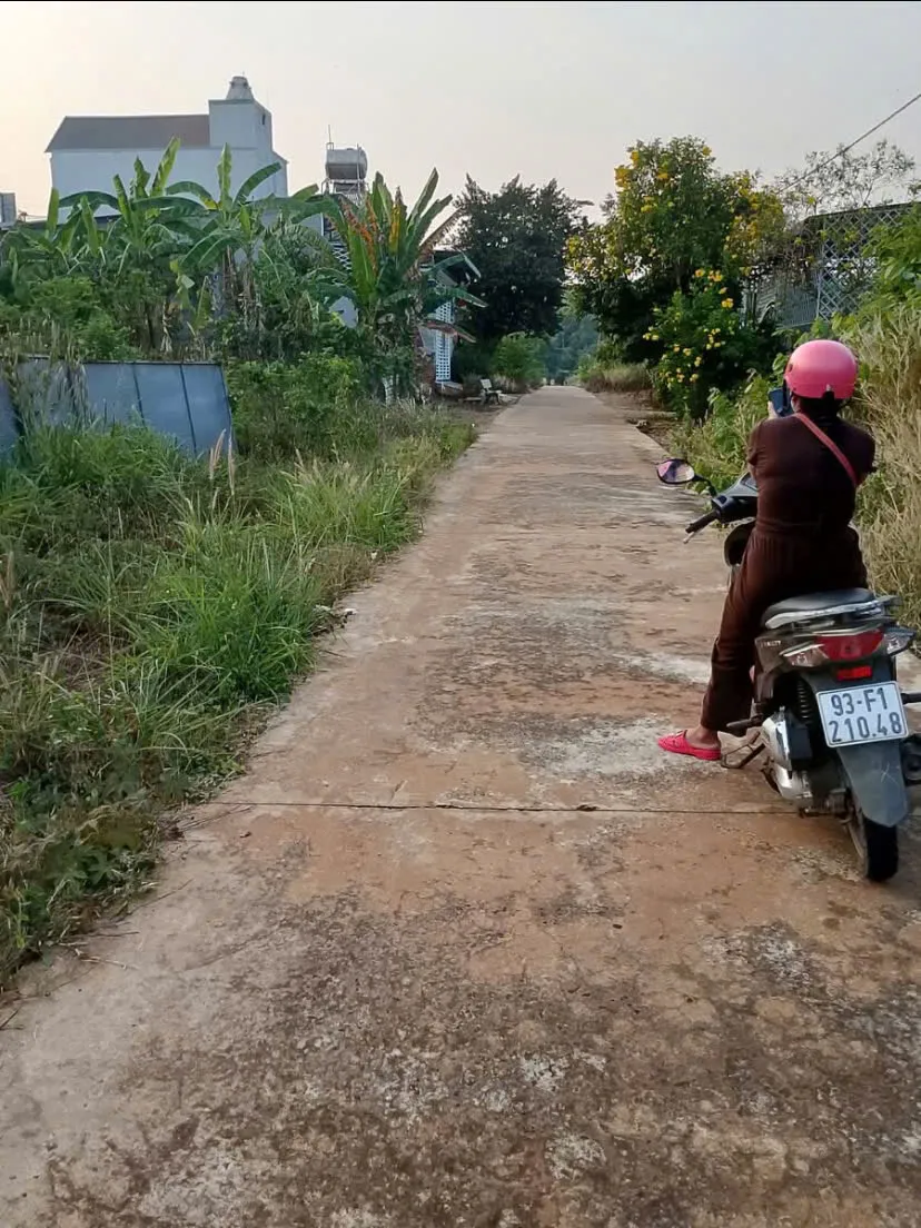 Cần bán gấp lô đất sát QL13