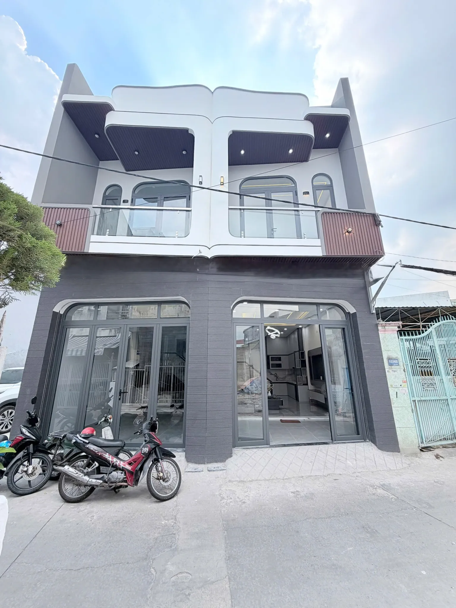 Cần bán căn nhà mặt tiền kinh doanh 1 trệt 1 lầu gần chợ Phúc Hải, TP. Biên Hòa