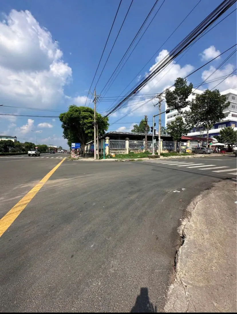 Cần bán đất mặt tiền đường QL14, trung tâm ngã ba cổng bệnh viện tỉnh Bình Phước (cũ)