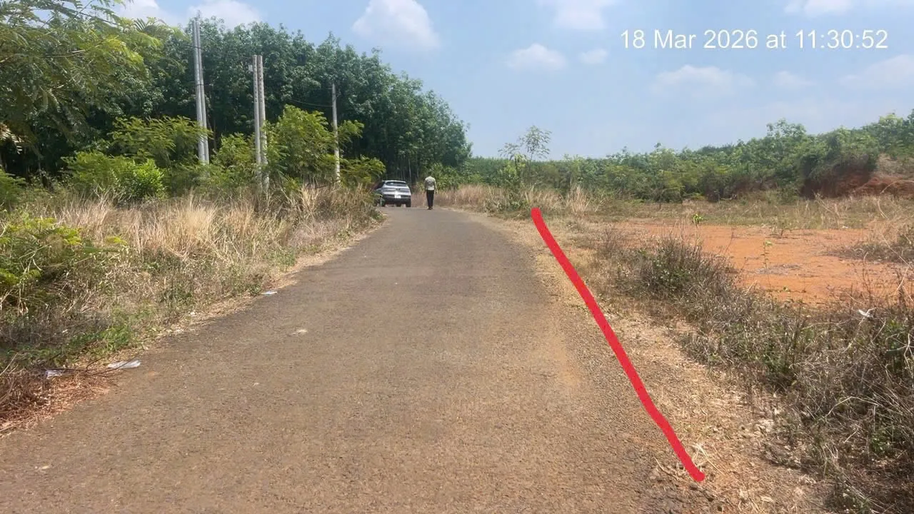 Bán lô đất giá rẻ đường nhựa Phú Trung