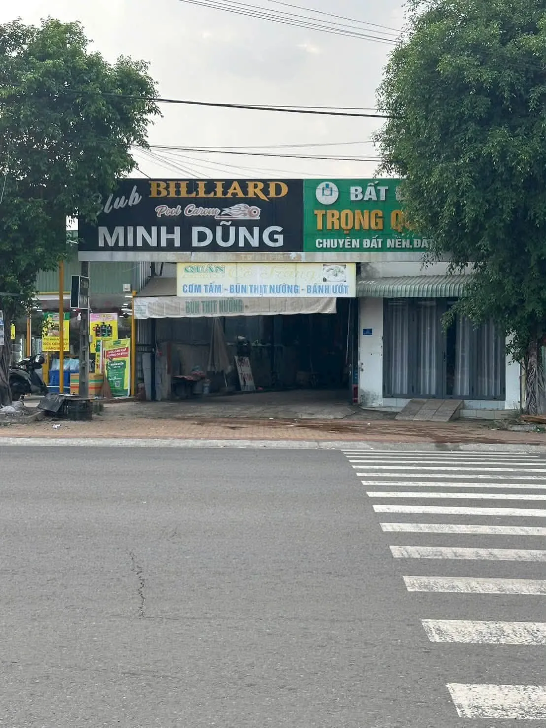 Bán nhà đất mặt tiền đường Nguyễn Huệ, diện tích 10m x 48m x 100m ODT